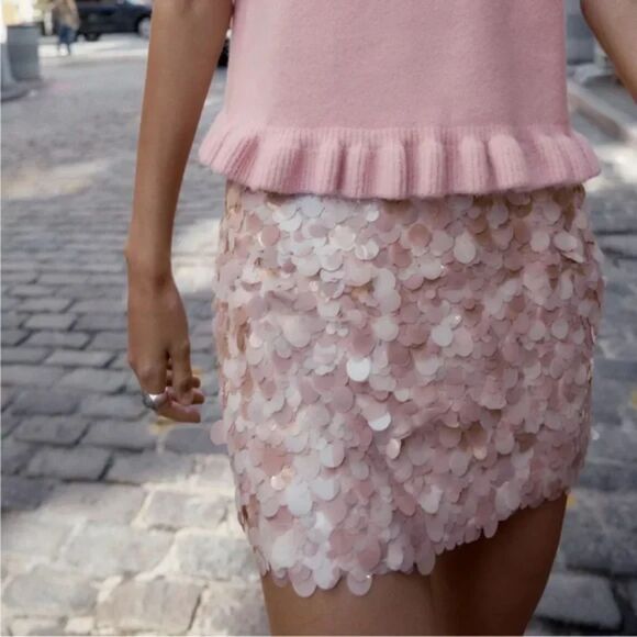 Zara Dresses & Skirts - NWT Zara Sequin Mini Skirt in Dusty Pink